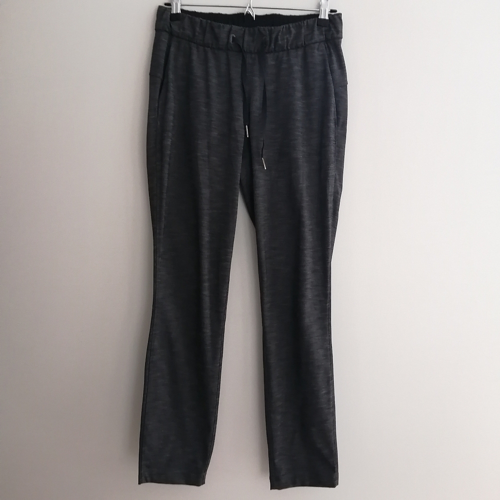 Lululemon On The Fly Pants 28 Inch Straight Leg Heathered Black/Grey Size 4